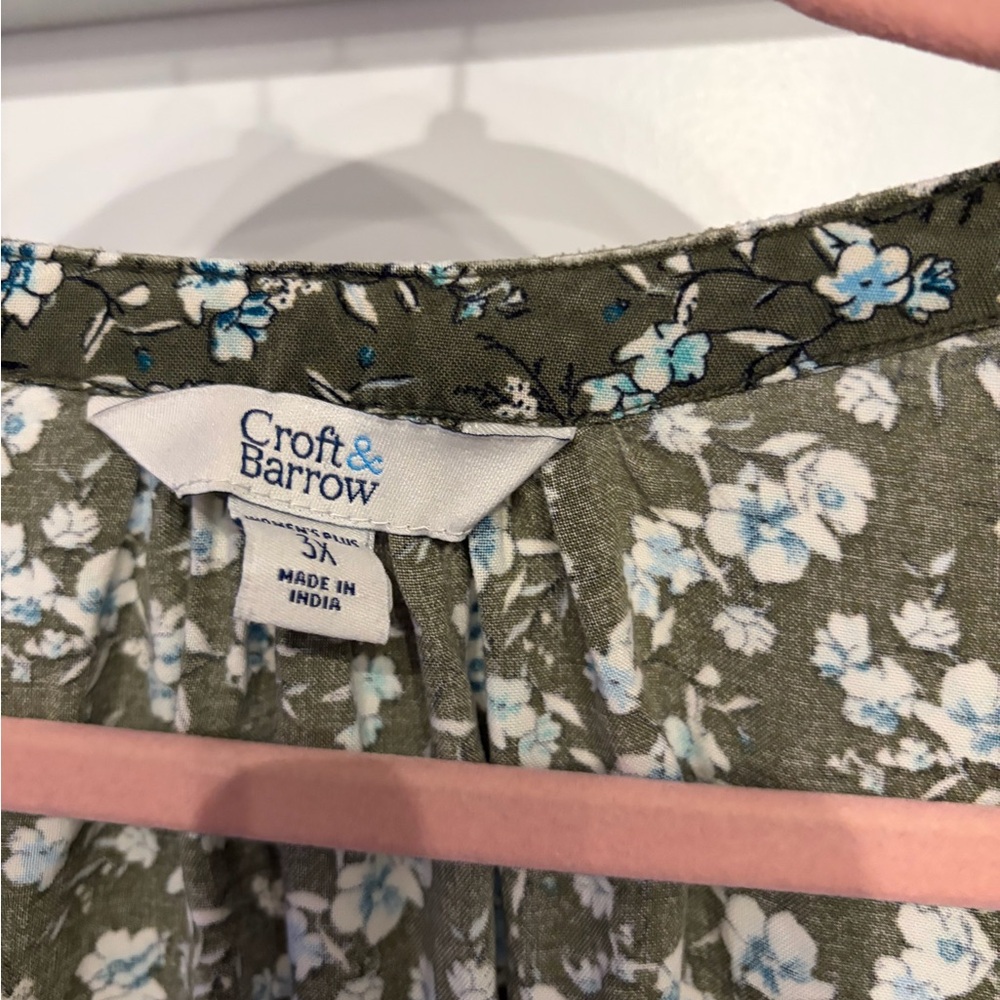 Croft & Barrow Olive Floral Blouse - Picture 2 of 3